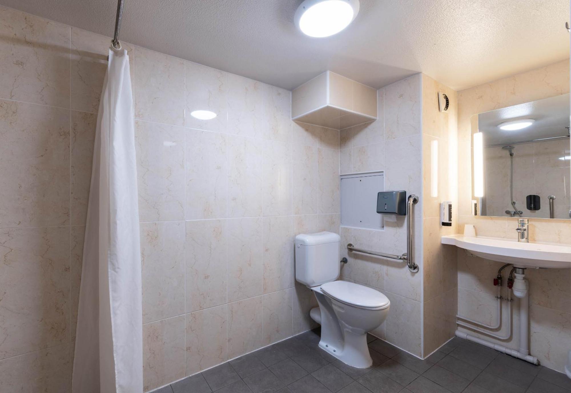 B&B Hotel Lille Seclin Unexpo Ngoại thất bức ảnh